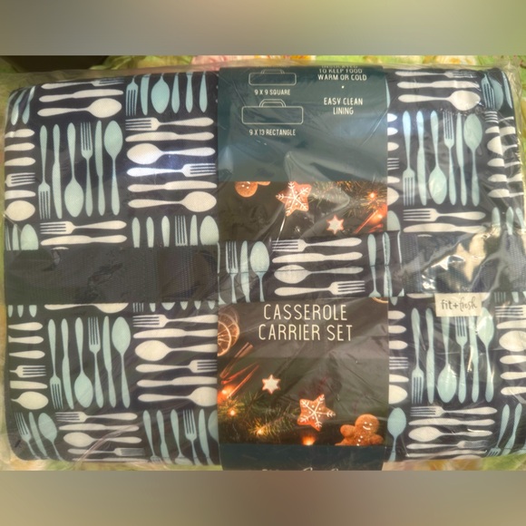 Fit & Fresh Other - 3 piece Fit & Fresh Casserole Carrier Handled Bag